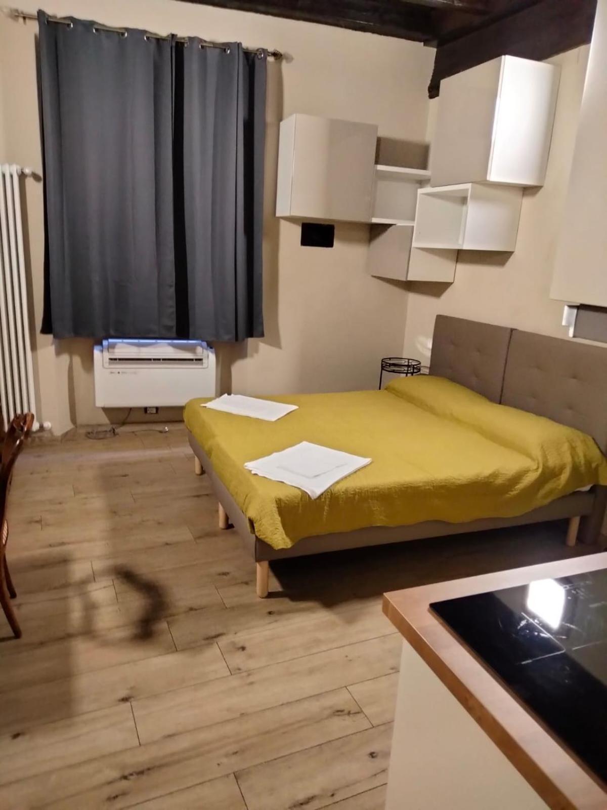 Due Torri Palace - Bolognacentro Luxury Rooms — Photos 3